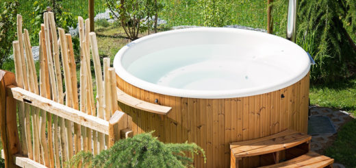 Houtgestookte-of-elektrische-hottub-